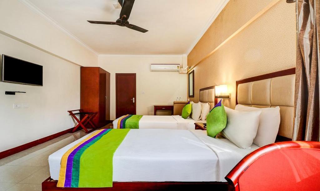 Rr Inn Group Of Hotels Канякумари Екстериор снимка